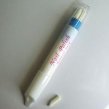 Lakkjavitó ceruza üres